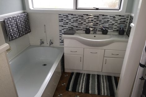 Photo of property in 69 Loomb Place, Te Awamutu, 3800