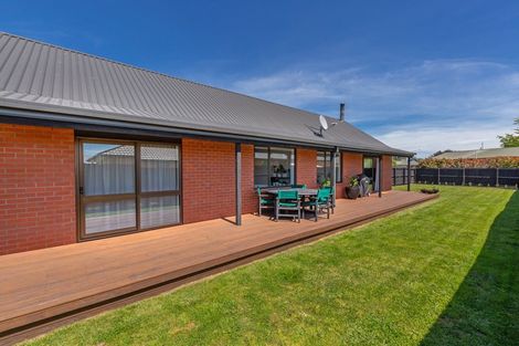Photo of property in 1/1132 West Coast Road, West Melton, Christchurch, 7676