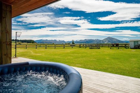 Photo of property in 182 Stevenson Road, Wanaka, 9382