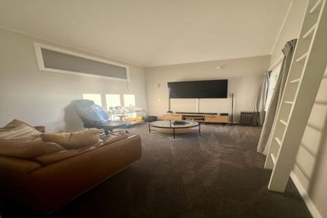 Photo of property in 15 Nikau Road, Point Howard, Lower Hutt, 5013