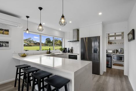 Photo of property in 90 Mcentee Road, Waitakere, Auckland, 0816