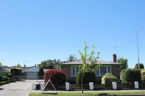 Photo of property in 140 West Belt, Rangiora, 7400