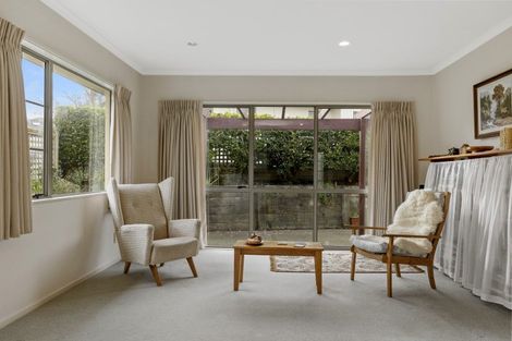 Photo of property in 35 Lakeridge Close, Rangatira Park, Taupo, 3330