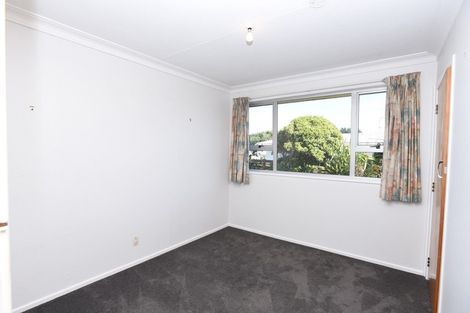 Photo of property in 10 Burns Street, Kew, Invercargill, 9812