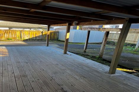 Photo of property in 1a Harris Road, Mount Wellington, Auckland, 1051