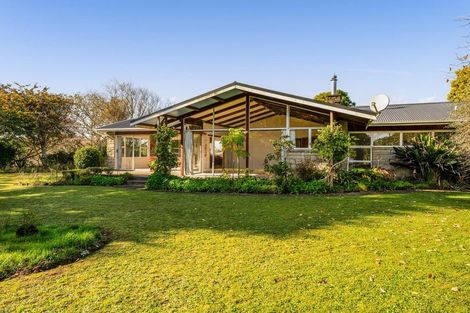 Photo of property in 53 Warwick Road, Stratford, 4332