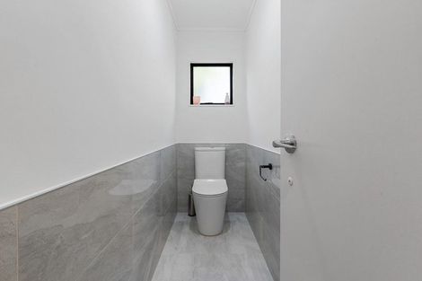 Photo of property in 129 Florence Avenue, Orewa, 0931