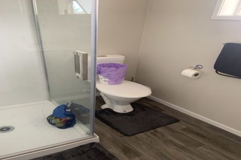 Photo of property in 1/15 Gloaming Place, Conifer Grove, Takanini, 2112