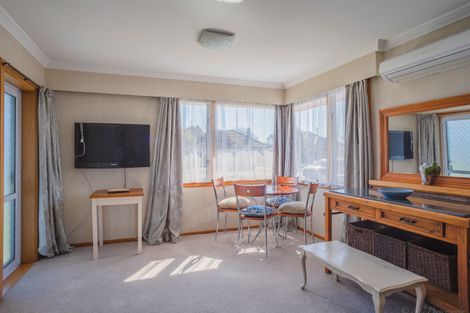 Photo of property in 10 Saint George Street, Watlington, Timaru, 7910