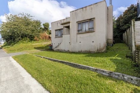 Photo of property in 11 Northgate, Strandon, New Plymouth, 4312