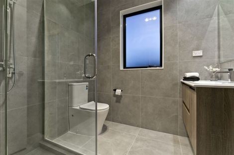 Photo of property in 7 Len Ireland Drive, Kumeu, 0810