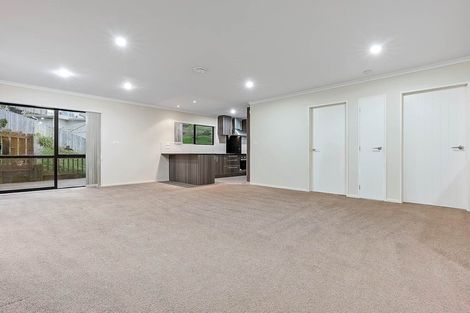 Photo of property in 41 Cape Vista Crescent, Pukekohe, 2120