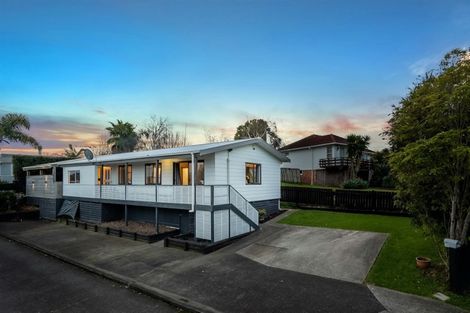 Photo of property in 2/7 Matipo Road, Te Atatu Peninsula, Auckland, 0610