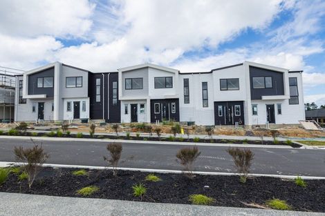 Photo of property in 10 Balthazar Road, Kumeu, 0810