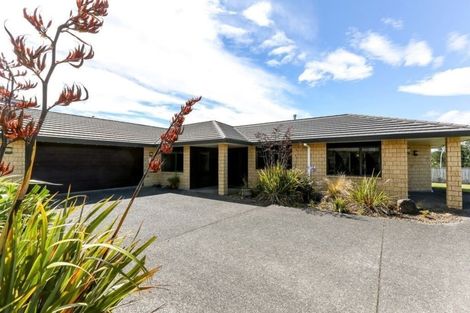 Photo of property in 3 Rotokare Crescent, Whalers Gate, New Plymouth, 4310