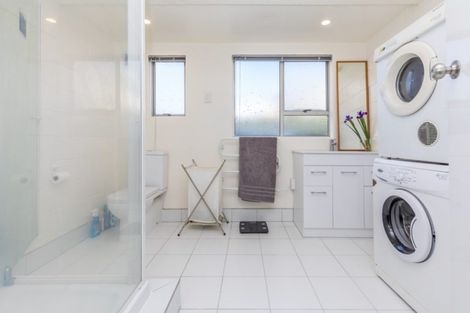 Photo of property in 15 Luke Street, Otahuhu, Auckland, 1062