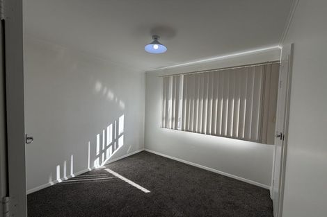 Photo of property in 10 Aotea Road, Glen Eden, Auckland, 0602