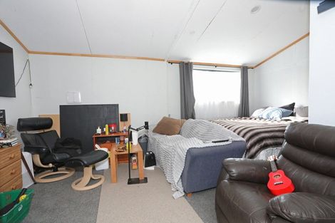 Photo of property in 110 Hastings Street, Halcombe, Feilding, 4779