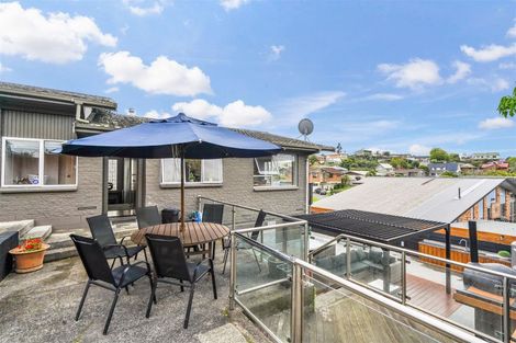 Photo of property in 10 Glendale Drive, Dinsdale, Hamilton, 3204