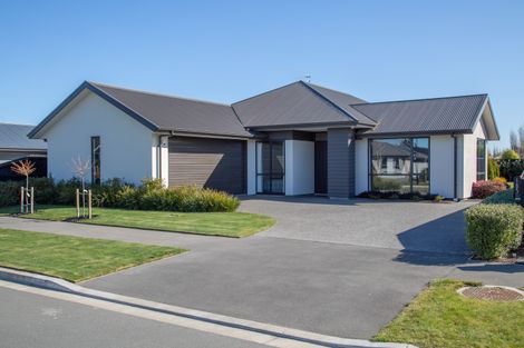 Photo of property in 105 Metehau Street, Marshland, Christchurch, 8083