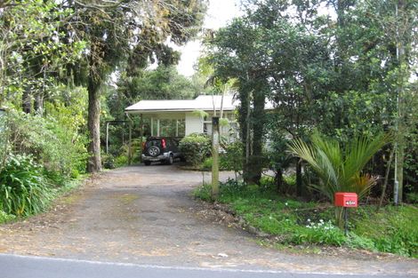 Photo of property in 459 Scenic Drive, Waiatarua, Auckland, 0612