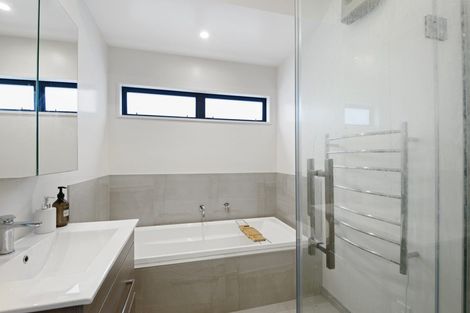 Photo of property in 43b Winton Street, St Albans, Christchurch, 8014