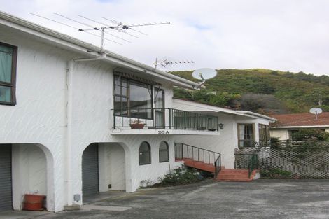 Photo of property in 20a Summit Road, Fairfield, Lower Hutt, 5011