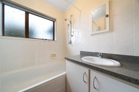 Photo of property in 3/107 Donovan Street, Blockhouse Bay, Auckland, 0600