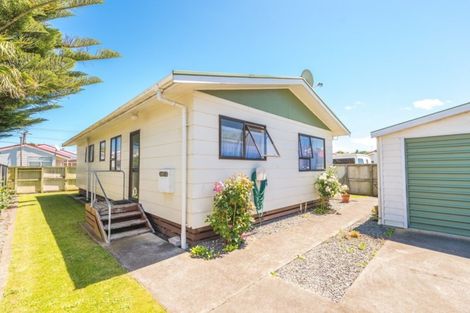 Photo of property in 20a Sydney Place, Whanganui, 4500