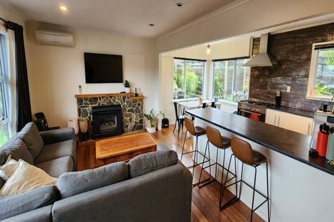 Photo of property in 7 Penrith Street, Westown, New Plymouth, 4310
