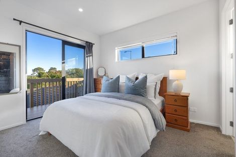 Photo of property in 17 Patrick Rice Drive, Swanson, Auckland, 0614