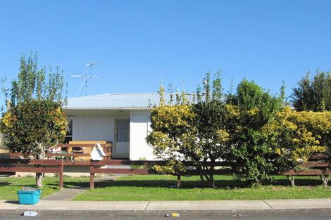 Photo of property in 78 Cargill Street, Papakura, 2110