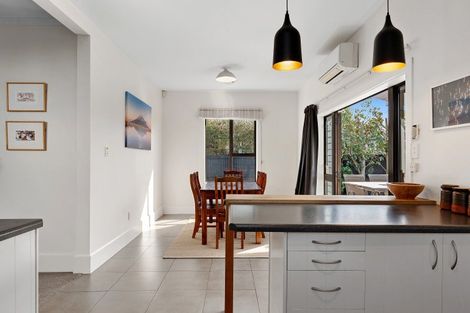 Photo of property in 82 Simeon Street, Spreydon, Christchurch, 8024