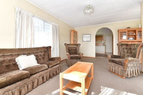 Photo of property in 1/32 Manuwai Road, Torbay, Auckland, 0630