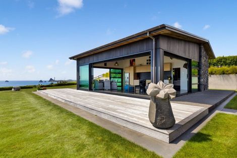 Photo of property in 24 Washer Road, Omata, New Plymouth, 4374