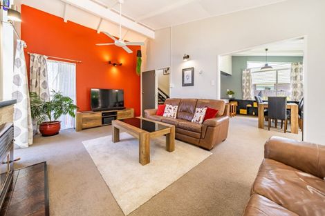 Photo of property in 37 Oak Street, Masterton, 5810