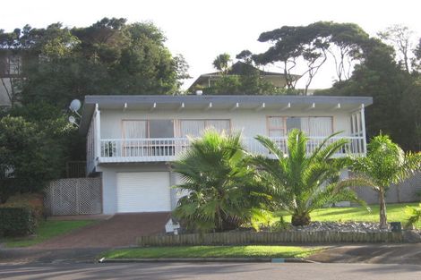 Photo of property in 55 Chatswood Grove, Chatswood, Auckland, 0626