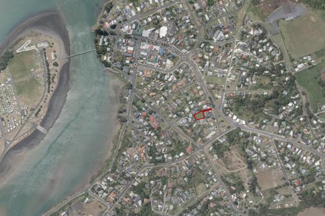 Photo of property in 14 Upper Bow Street, Raglan, 3225