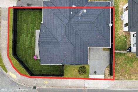 Photo of property in 18 Faber Place, Rototuna North, Hamilton, 3210