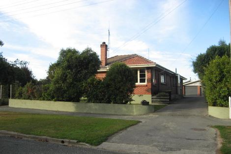 Photo of property in 2 Leven Street, Marchwiel, Timaru, 7910