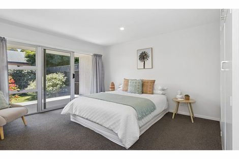 Photo of property in 1e Thorrington Lane, Cashmere, Christchurch, 8022