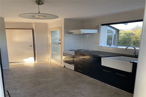 Photo of property in 10 Everglade Drive, Goodwood Heights, Auckland, 2105