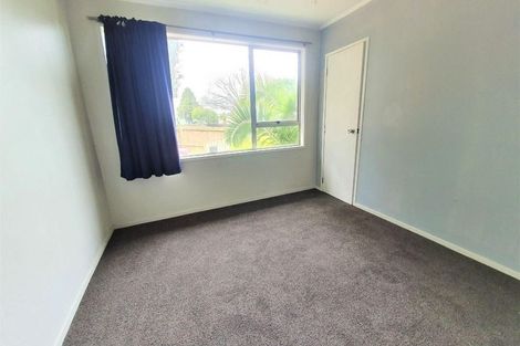 Photo of property in 30 Hyperion Drive, Randwick Park, Auckland, 2105