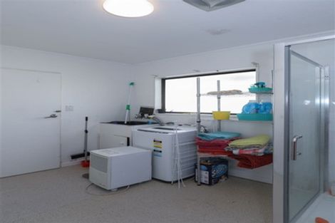 Photo of property in 250 Great South Road, Huntly, 3700