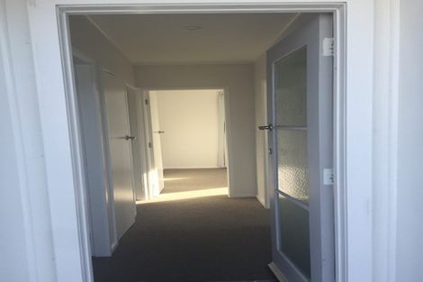 Photo of property in 1/27a Randwick Road, Northland, Wellington, 6012