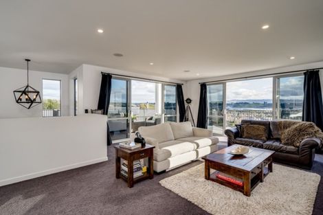 Photo of property in 12 Gyle Place, Pyes Pa, Tauranga, 3112