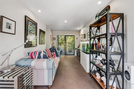 Photo of property in 102 West Road, Kaukapakapa, 0873