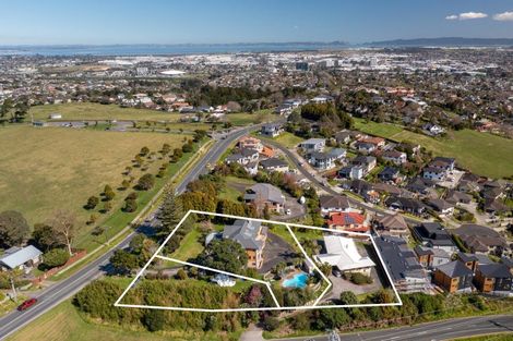Photo of property in 156 Redoubt Road, Flat Bush, Auckland, 2019