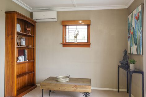 Photo of property in 13 Church Hill Road, Green Island, Dunedin, 9018