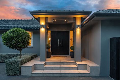 Photo of property in 44 Hawthornden Road, Avonhead, Christchurch, 8042